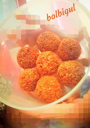 Foto resep Bolbigul (bola ubi isi gula merah)