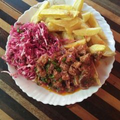 A picture of Dip fried potatoes.