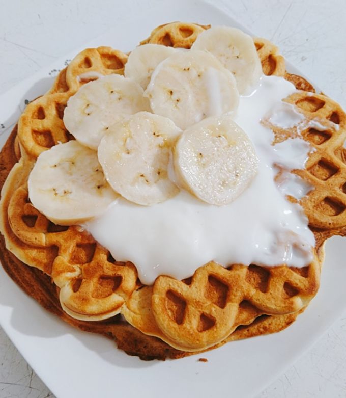 Cách Làm Món Bánh Waffle Yến Mạch + Chuối Giảm Mỡ🥞 của My Phạm - Cookpad
