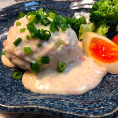 🇬🇧🇯🇵Japanese Rice Ball with Maureen’s cheese dip blanket A picture of 🇬🇧🇯🇵Japanese Rice Ball with Maureen’s cheese dip blanket.