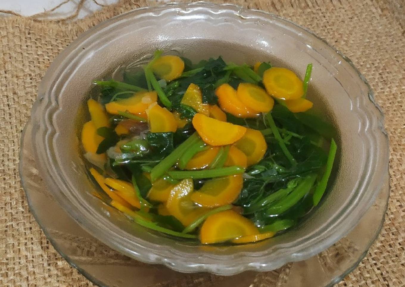 Resep 278. Sayur Bening Bayam & Wortel yang Enak Banget