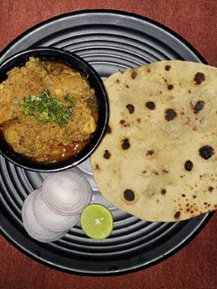 चिकन मसाला (chicken masala recipe in marathi) रेसिपी चे मुख्य फोटो