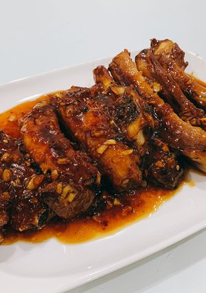 Hình của món Sườn xào chua ngọt.