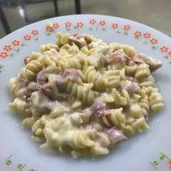 Una foto de Fideos con pollo ❤️