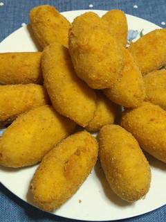 Una foto de Croquetas de pollo y jamón serrano (con thermomix)