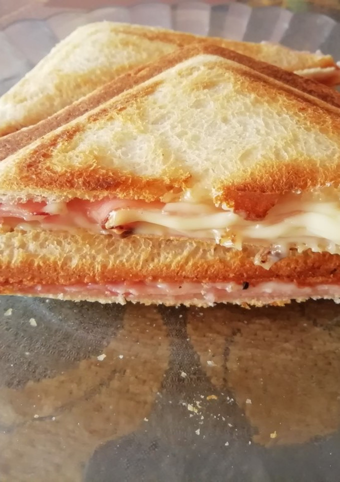 Una foto de Sándwich mixto en sandwichera