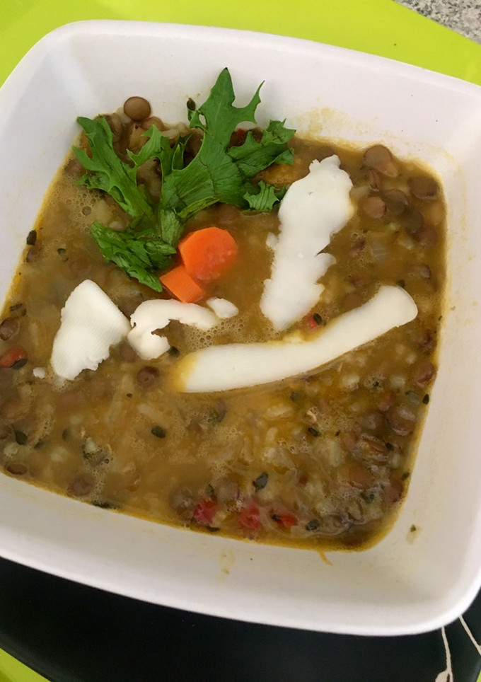 Una foto de Lentejas con arroz