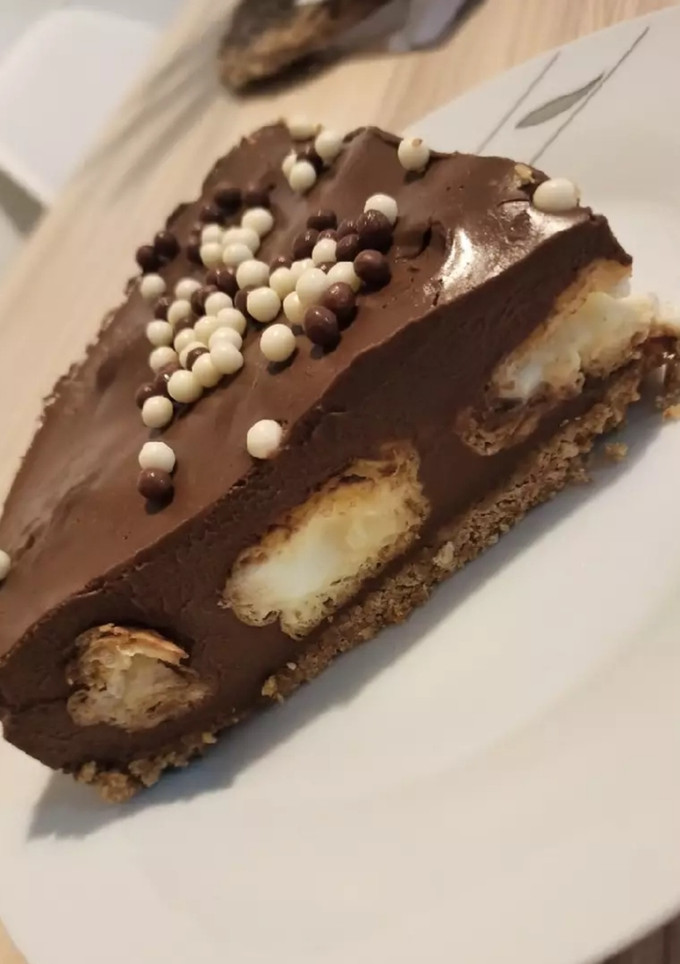 Una foto de Tarta de profiteroles! 🍰