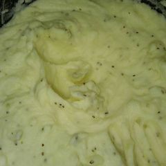 A picture of Sour Cream Mashed Potatoes.