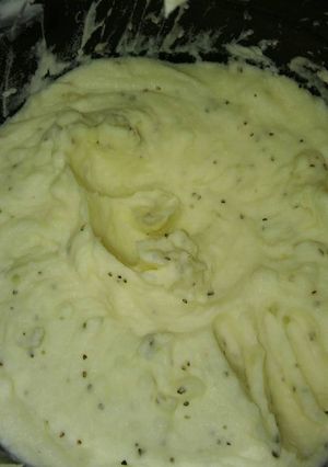 A picture of Sour Cream Mashed Potatoes.