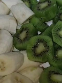 صورة لوصفة كوكتيل الموز والكيوي