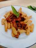 Cavatelli con galletti al sugo