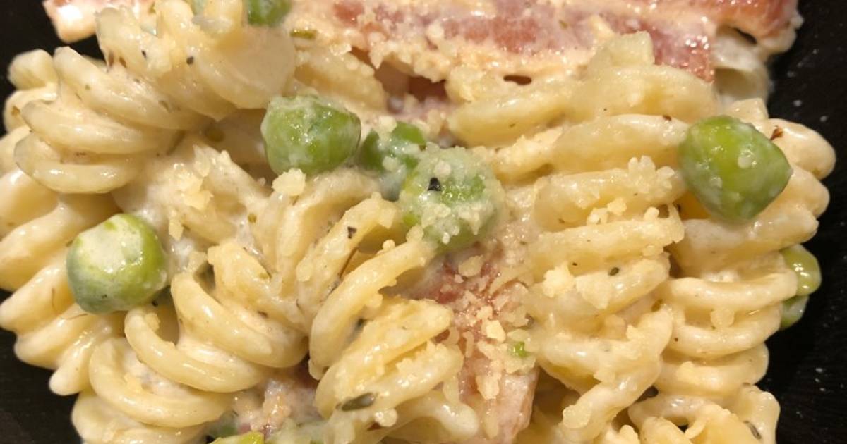 Quick Creamy Bacon ? Pasta ? Recipe by Crock Pot Girl ? - Cookpad