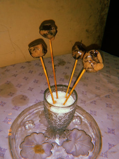 A picture of Chocolate lollypops 🍫🍭.