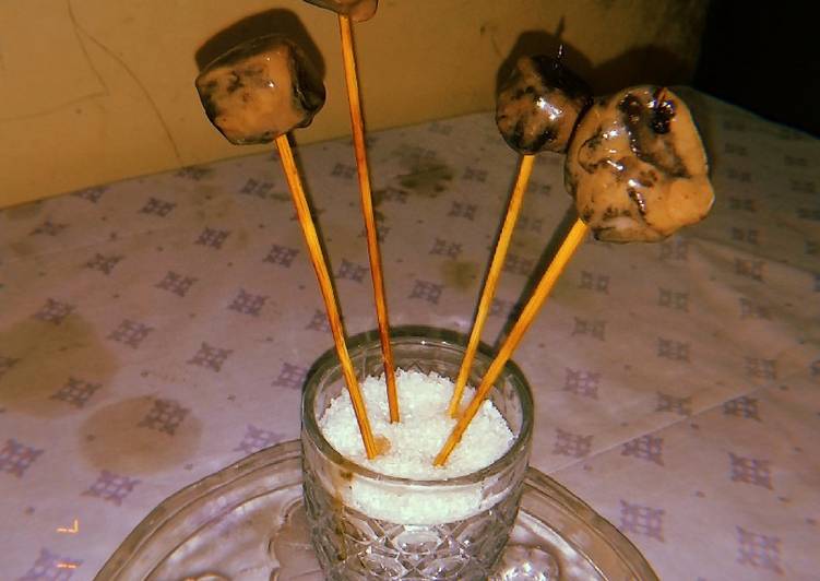 Recipe of Perfect Chocolate lollypops 🍫🍭