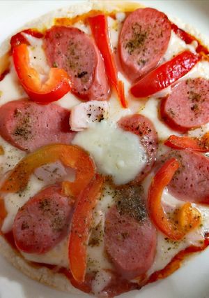 Una foto de Pizza casera en tortillas rapiditas Bimbo