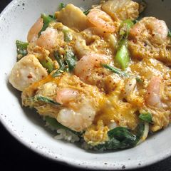 A picture of Seafood & Egg Rice Bowl.