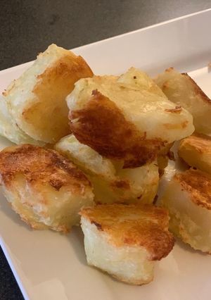 A picture of Roast potatoes.