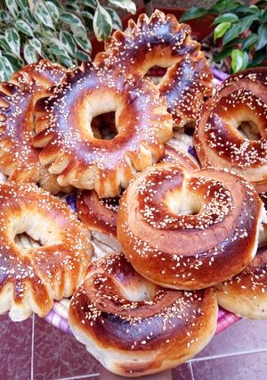 Une photo de Petits pains au lait parfumés a la fenouil