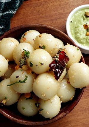 A picture of Goli idli.