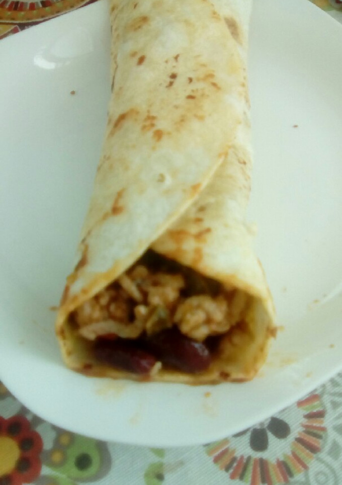 Una foto de Fajitas con carne y judías pintas