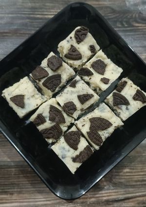 ઓરીયો ફ્જ(Oreo Fudge Recipe In Gujarati) રેસીપી મુખ્ય ફોટો