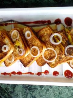 ब्रेड सैंडविच (bread sandwich recipe in Hindi) रेसिपी मुख्य फोटो