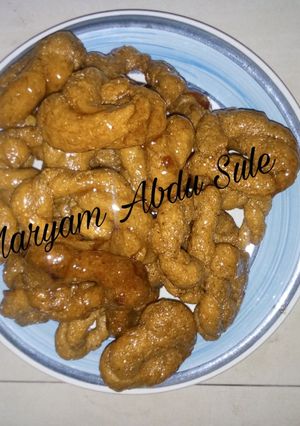 Alkaki (Hausa delicacy) ainihin hoton girkin