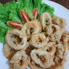 A picture of Cumi goreng tepung.