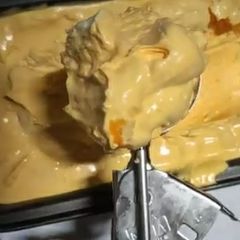 A picture of Creamy Mango Ice cream.