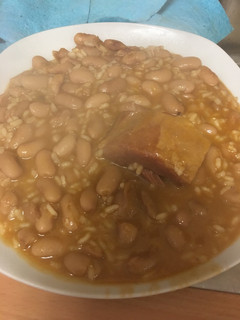 Una foto de Judías con arroz