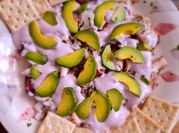 Una foto de pulpo con aceitunas