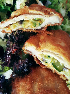 Una foto de Libritos de lomo rellenos de verdura