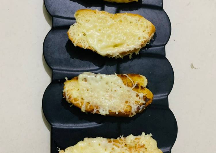 Easiest Way to Prepare Favorite Cheese garlic bread