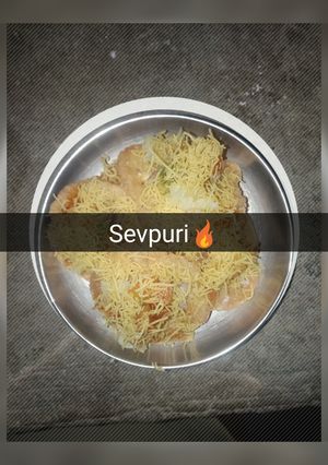 A picture of Sizzling Sev Puri.