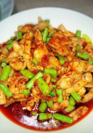 รูปของ ไก่ผัดพริกแกงถั่ว