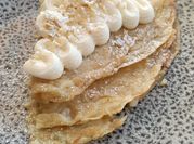 Una foto de crepes vegana