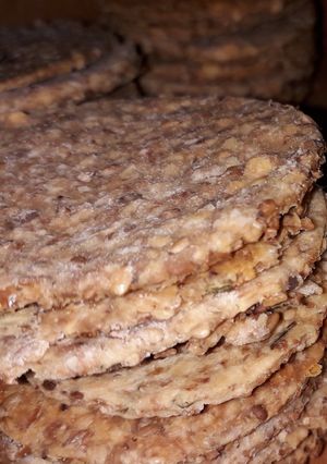 Una foto de Galletas saladas de sésamo y romero 😋
