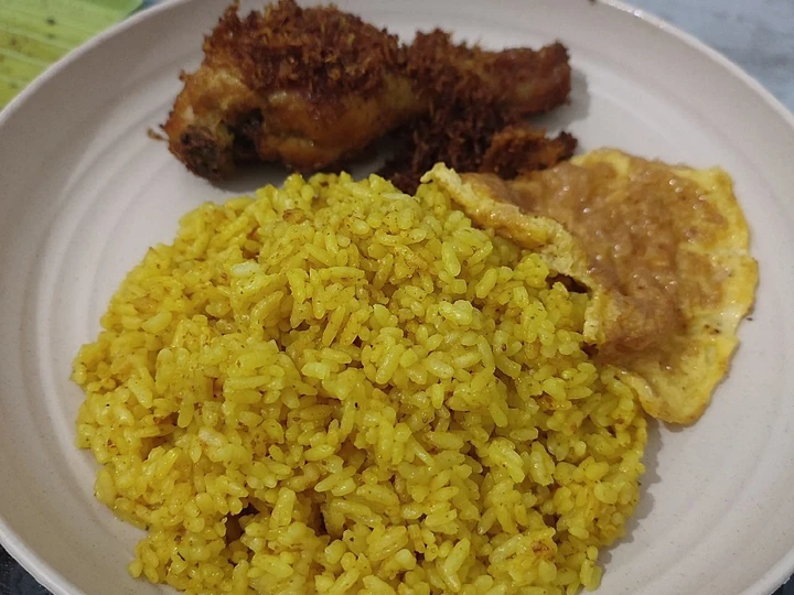 Langkah Gampang Membuat Resep  Nasi Kuning Super Simple 😘 yang Sempurna, Bikin Ketagihan