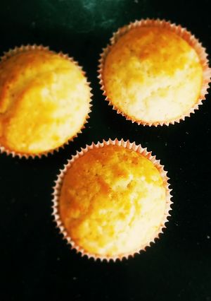 A picture of Pineapple Cupcake.