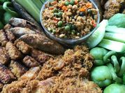Gambar ayam pelengkap nasi liwet