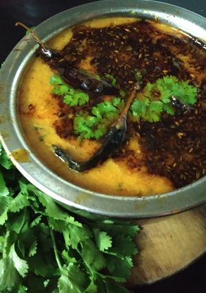 A picture of Tadka dal fry.