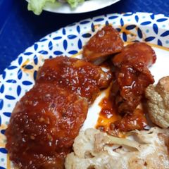 Simmered Chicken in Onion Barbecue Sauce A picture of Simmered Chicken in Onion Barbecue Sauce.