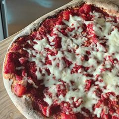 A picture of Sourdough pizza.