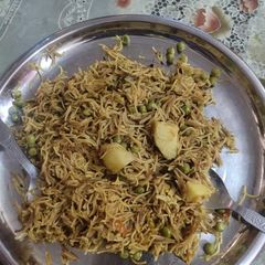 A picture of Namkeen seviyan.