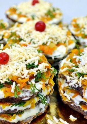 Фото Печеночные мини-тортики – бюджетно, вкусно и красиво.