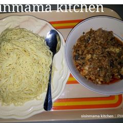 A picture of Spaghetti & egg source.