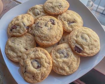 Ready to Serve Dark Chocolate Chunk Cookies Delicious and Healthy