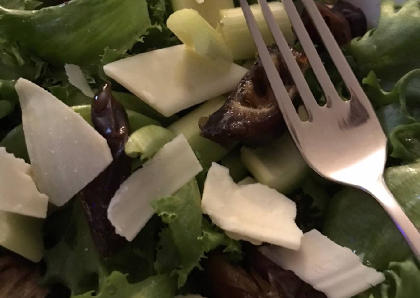 Sweet & Crunchy Salad