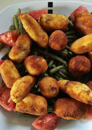 Foto principal de Croquetas de puré Maggi y jamón